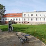 Rewitalizacja pałacu dworku w Lusówku z parkiem i placem zabaw gmina Tarnowo Podgórne Foto Blisko Poznania